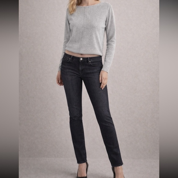 Classic Black Women's Jeans - Picture 3 of 4